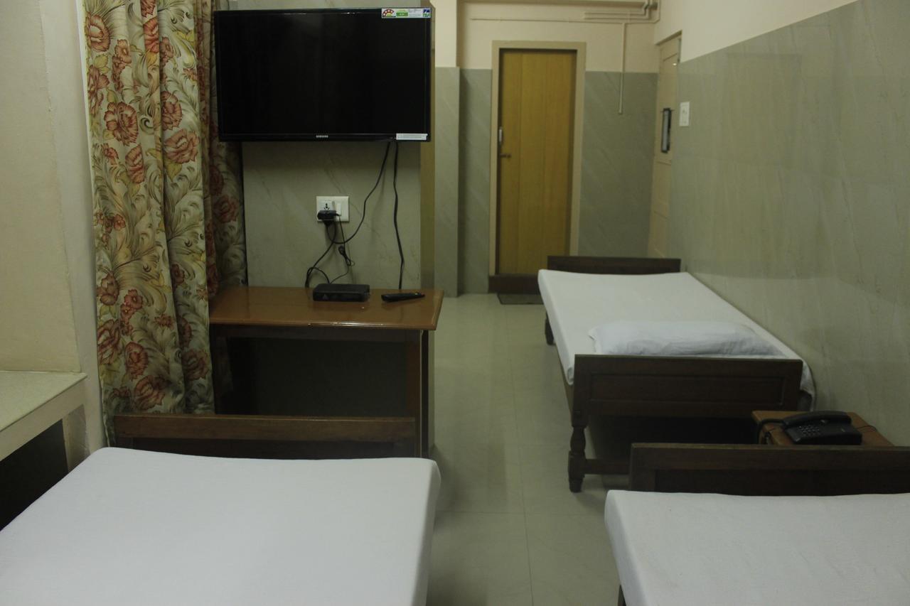 Hotel Sukhvas Thiruvananthapuram Ngoại thất bức ảnh